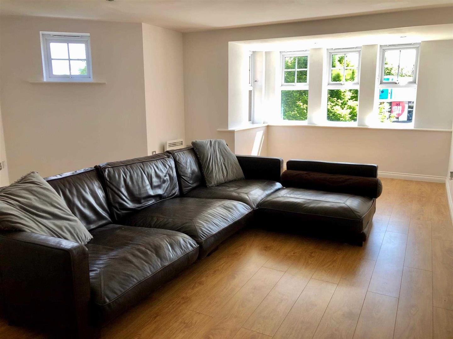 2 bed property in Coniston House, Chesterfield